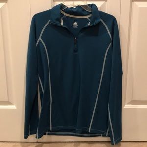 Tech wick pullover